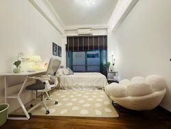 Kew Vale (D16), Terrace #497017631